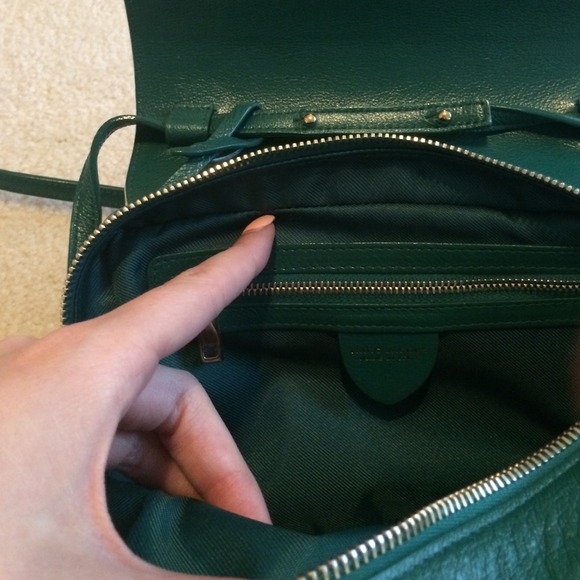 NWOT*Marc Jacobs ‘1984’ Leather Camera Bag - Picture 4 of 7