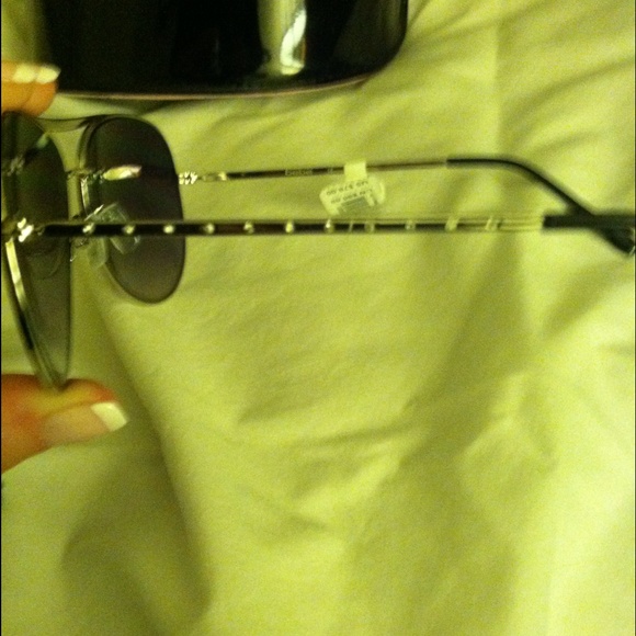 BeBe Sunglasses - Picture 4 of 4