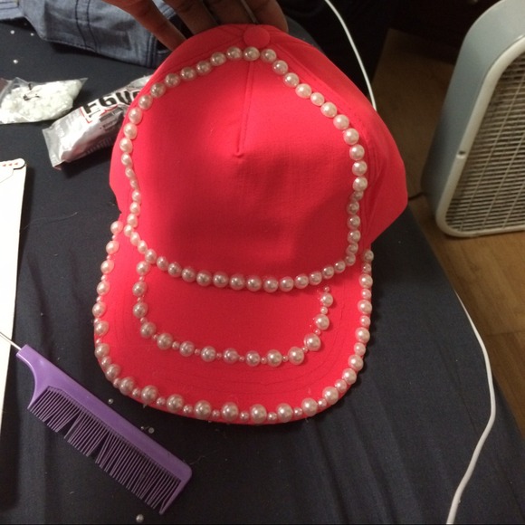 HATSSSS‼️‼️‼️ - Picture 3 of 3