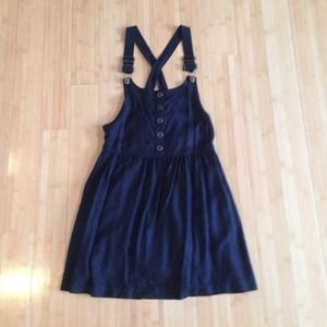 overall-top dress