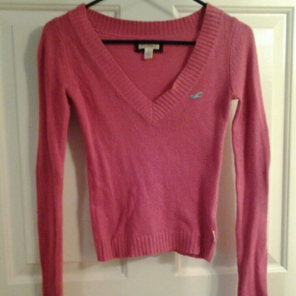 *reserved  pink Hollister sweater