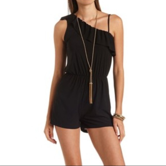 One shoulder ruffle Romper
