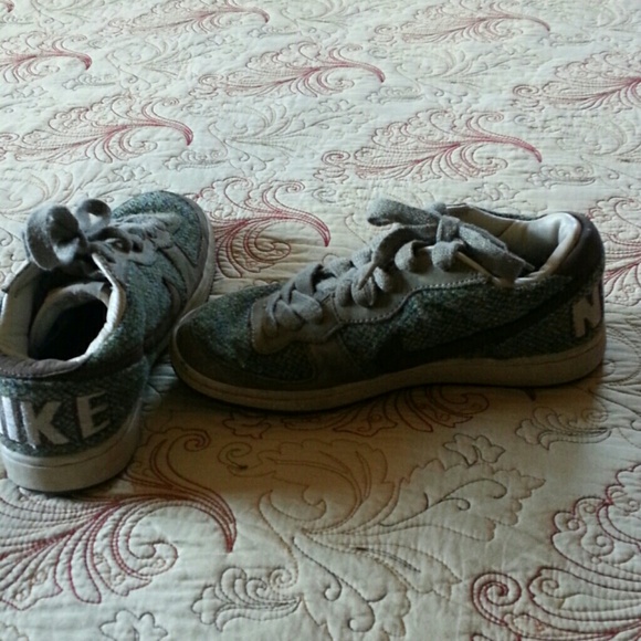 Camouflage Nike's