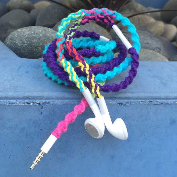 Tangle Free Apple Earbuds RETRO REMIX DEUX