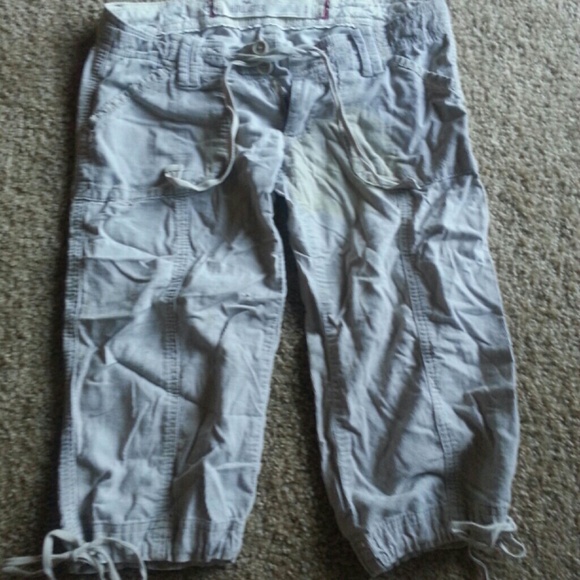 Hollister capris