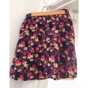 Forever 21 Navy Floral Skirt