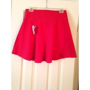 SOLD IN BUNDLE ❌ Red skater skirt