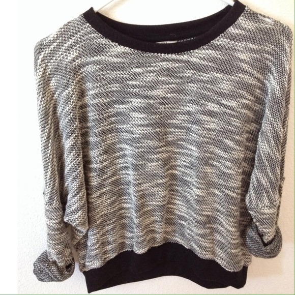 Forever 21 Black/Cream Heathered Sweater