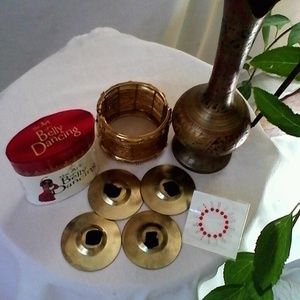 Belly fancing finger cymbles w instructions