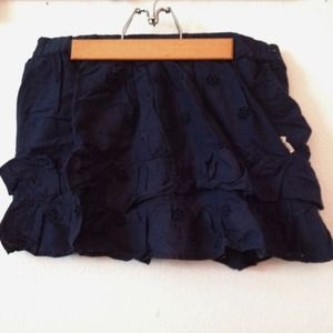 Hollister navy floral ruffle skirt