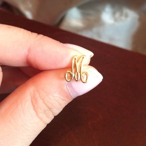 NWOT C Wonder Earrings - Picture 2 of 3