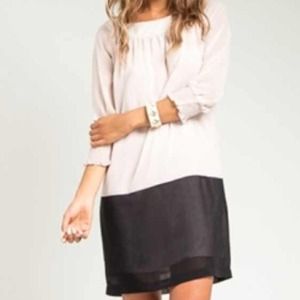 💛 Adorable bundle new with tags !