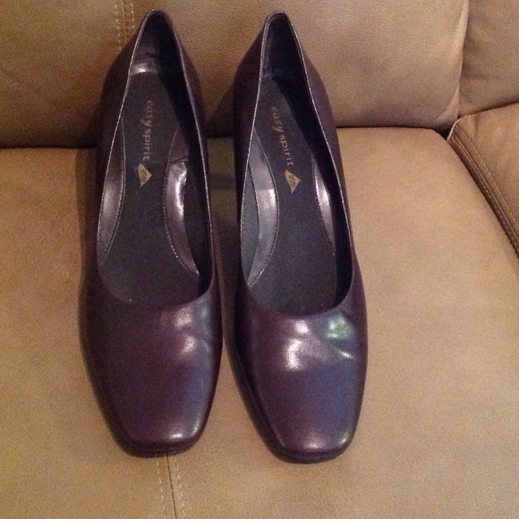 Never Worn Easy Spirit Brown Pumps