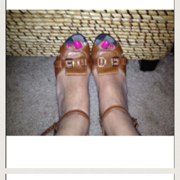 Authentic Burberry Brown Sandals ..
