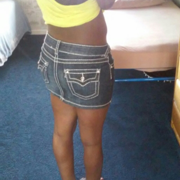 C'est Toi  jean skirt! - Picture 2 of 4