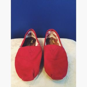 TOMS, Canvas Red Women's Classics