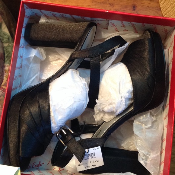 Satin Platforms - Picture 4 of 4