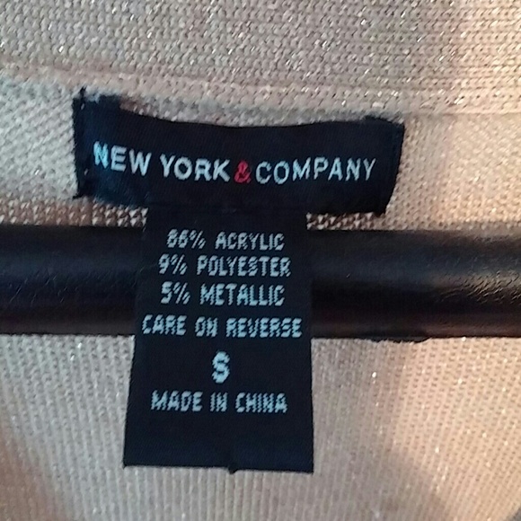 Gold Metallic Top - Picture 4 of 4