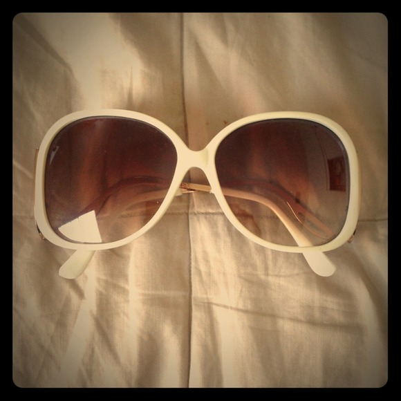 White sunglasses