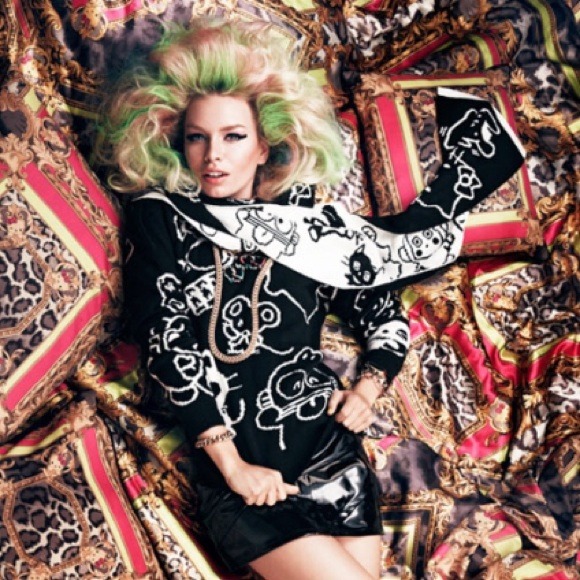 Exclusive hello kitty x forever 21 scarf