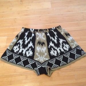 tribal short-shorts