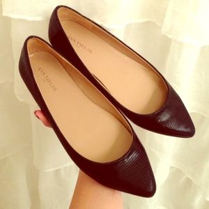 SOLD Anne Klein pointy toe flats