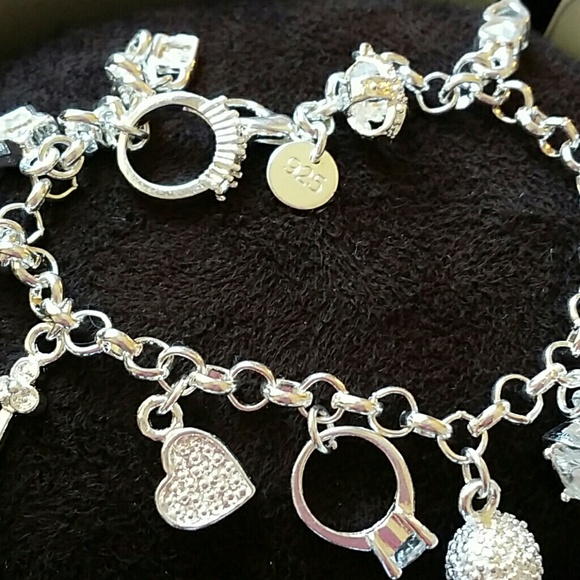 925 Sterling Silver 13 Charms Bracelet New 8" L - Picture 2 of 4