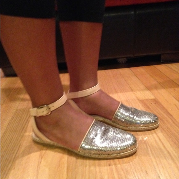 NWT**Stuart Weitzman " Armor Sandals !! - Picture 2 of 3