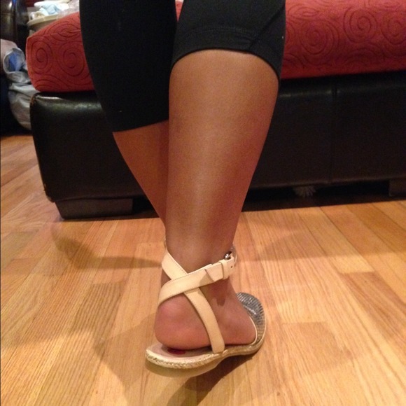 NWT**Stuart Weitzman " Armor Sandals !! - Picture 3 of 3