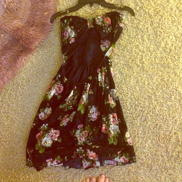 Forever 21 small lace dress - Picture 1 of 3