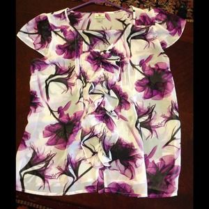 CLOSET IS ON SALE!  TOP