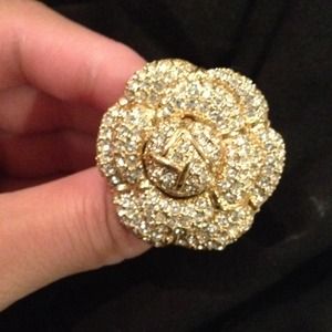 A Gold Flower Ring! 💍