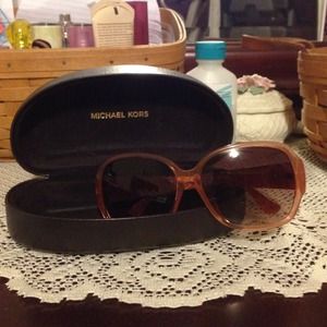 **Reduced** Michael Kors sunglass
