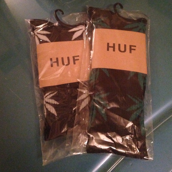 2 pair of huf socks