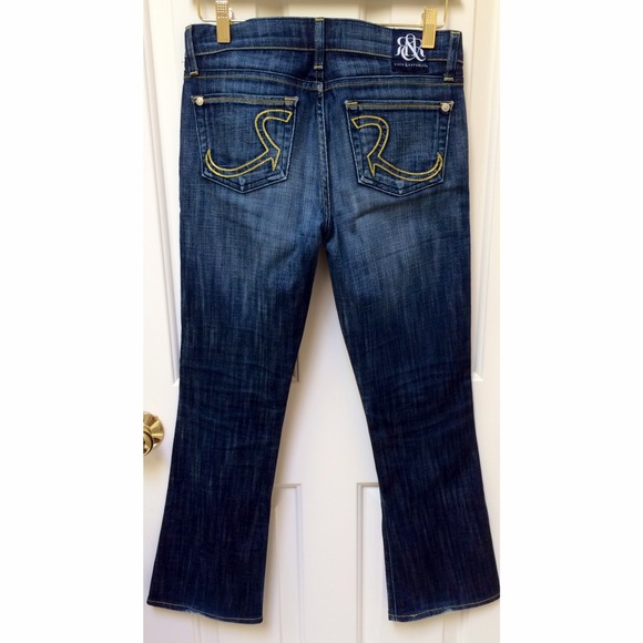 80 $ neuf avec étiquettes jeans coupe botte Rock & Republic jean bas