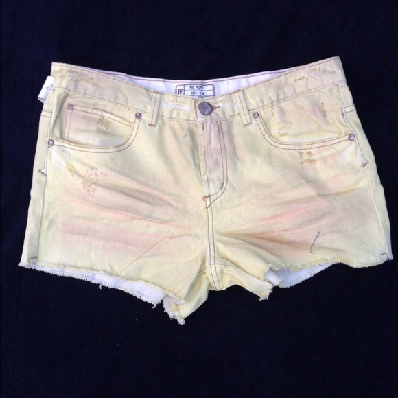 FP stain cutoff denim shorts