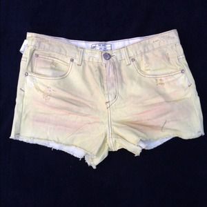 FP stain cutoff denim shorts