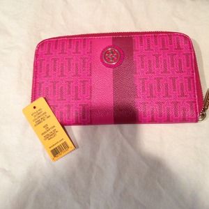 Authentic Tory Burch Roslyn wallet