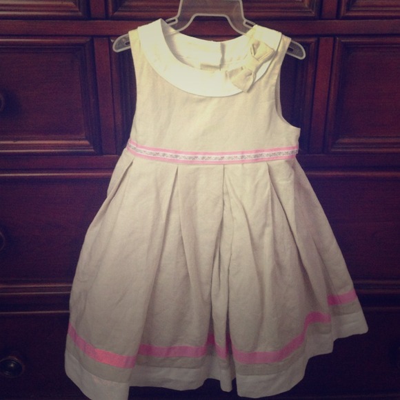 MAGGIE & ZOE girls dress. 18m.