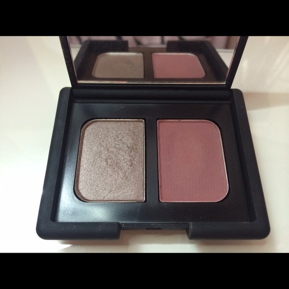 SOLD! Nars Grand Palais eyeshadow duo