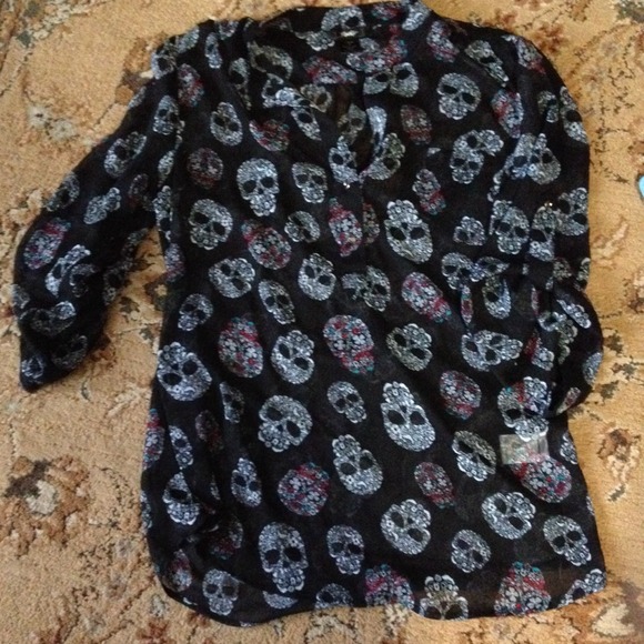 Sheer skull blouse.