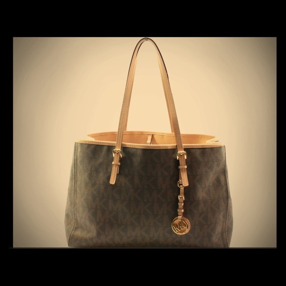 Michael Kors Tote  ( SOLD) ( SOLD)