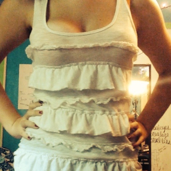 white ruffled Hollister top!