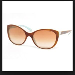NWOT Authentic Tiffany & Co sunglasses 👓☀️