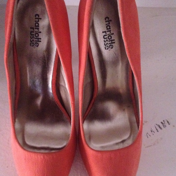 Charlotte Russe coral peep toe pumps. (Size 10) - Picture 2 of 4