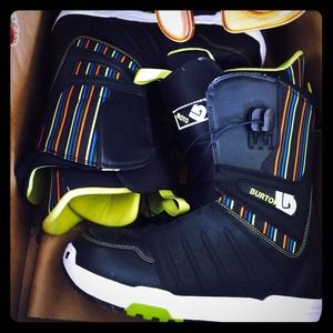 Brand new  burton size 10.5 snowboarding boots