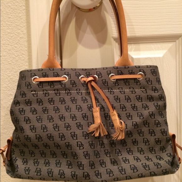 Dooney & Bourke signature satchel