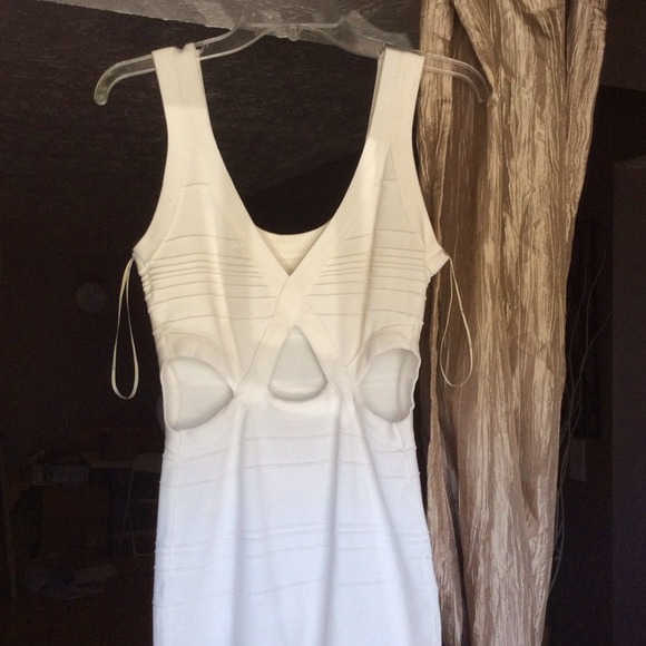 SOLD!!!!!!!!!! - Picture 3 of 4