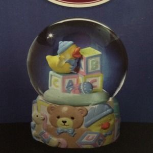 The San Francisco Music Box Company water globe