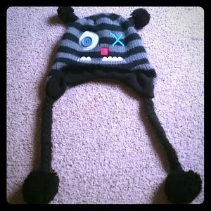 Knitt hat